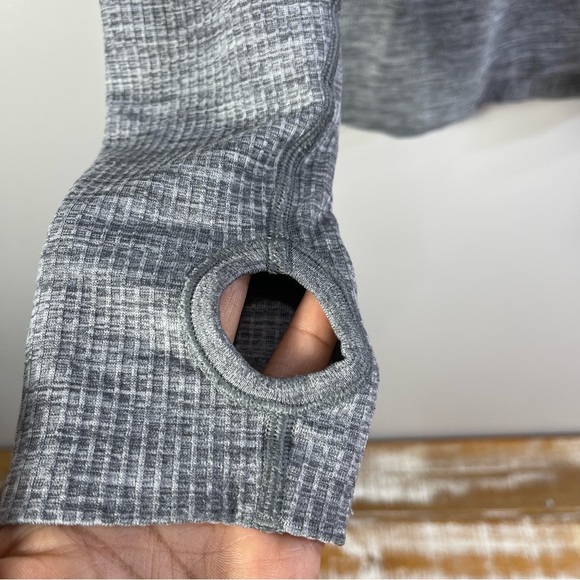 Lululemon Athletica Swiftly Tech Long-Sleeve Shirt 2.0
Hip Length Size 10 - Picture 4 of 12